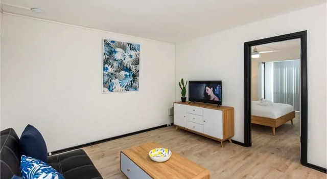 Modern 1 Bedroom Apartment Near the River and the City, Забронировать Апартаменты/квартира Перт-Сентрал-Бизнес-Дистрикт Перт, рядом с Остров Хейриссон