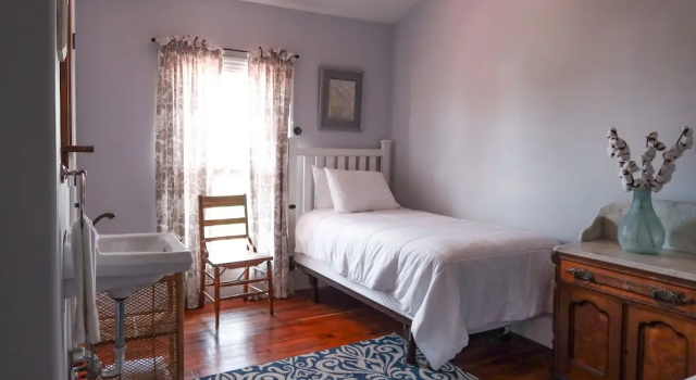 Четырёхместный номер Standard Chalfonte Hotel
