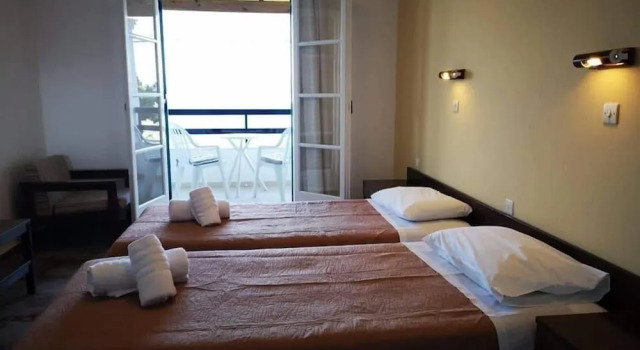 Nikoli Apartments