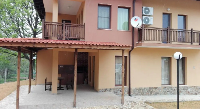 Tyankovi Houses, Book Hotel Hoteller i Montana med parkering, Parkering