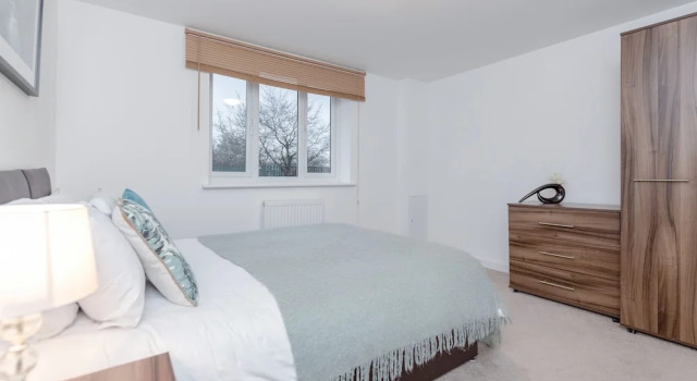 Апартаменты Luxury Цокольный этаж с 2 комнатами Royal Apartments - Heathrow