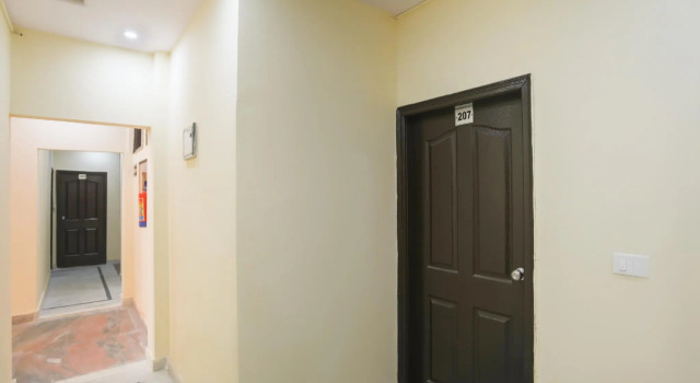 OYO 63279 Golden Suites, Забронировать Отель Отели Газиабад с завтраком, рядом с Артала, Завтраки