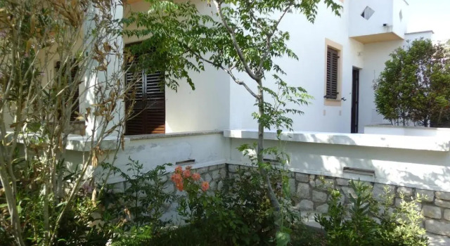Apartments Krešimir beauty with shadow trees and parking place, Prenota Appartamento Pago 