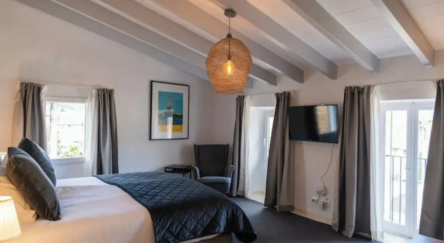 Полулюкс Solleric Petit Hotel