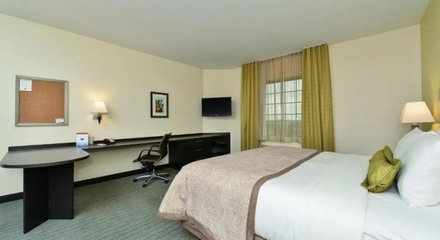 Двухместная студия Candlewood Suites Monahans by IHG