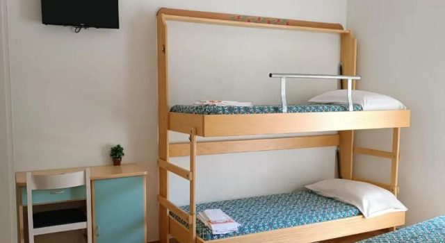 Четырёхместный номер Standard с балконом Hotel Sabrina Nord