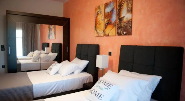 Serenita Apartments