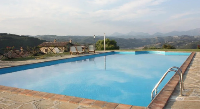 Tenuta di Biscina, Varaa Hotelli Biscina Umbria