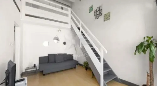 AS20235 - Studio mezzanine au Centre Ville, Réserver Appartement Hôtels à Camargue avec parking, Parking