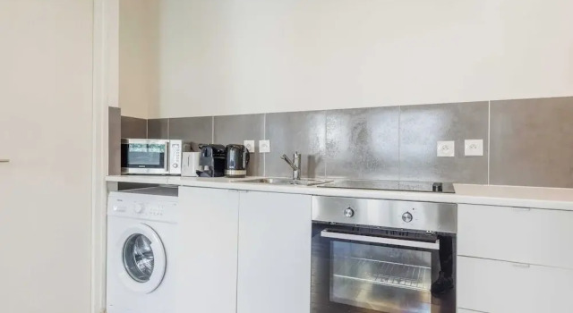 Cosy Apartment 4P- Levallois /anatole France, Забронировать Апартаменты/квартира Апартаменты Леваллуа-Перре, Апартаменты/квартира