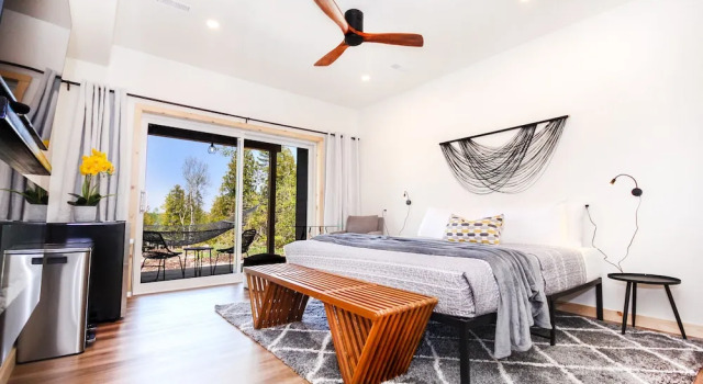Люкс Luxury Evo Luxury Waterfront Adults Only B&B