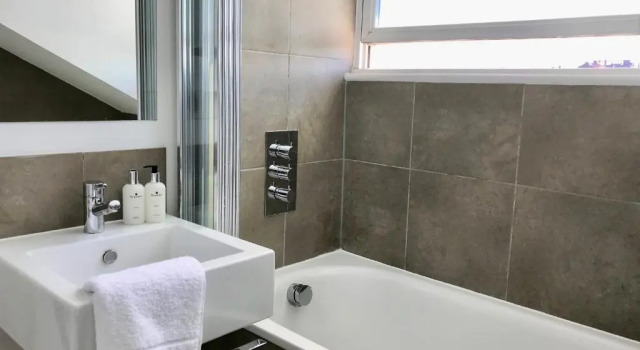 Апартаменты Central Loft Studio 1 min to station zone 2