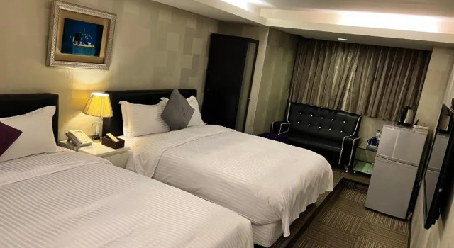 Семейный номер Deluxe 意芙旅店 Ifinn Hotel