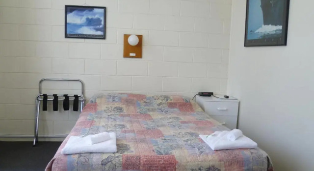 Трёхместный номер Standard Norfolk Motor Inn