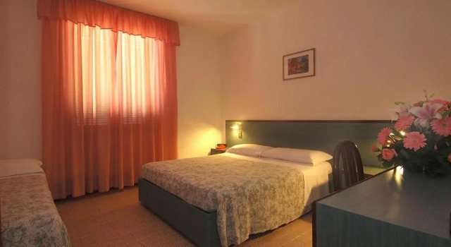 Standard Doppel Zimmer Franks Hotel