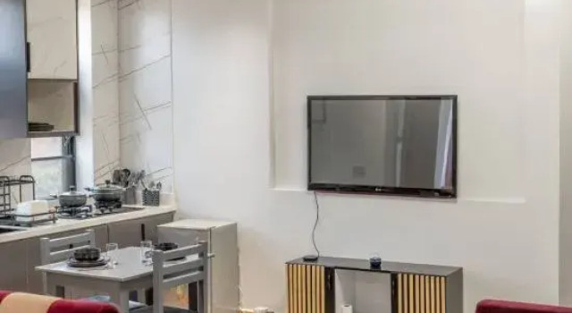 Modern Cozy Studio in the Heart of Kampala, Забронировать Отель Кампала Уганда