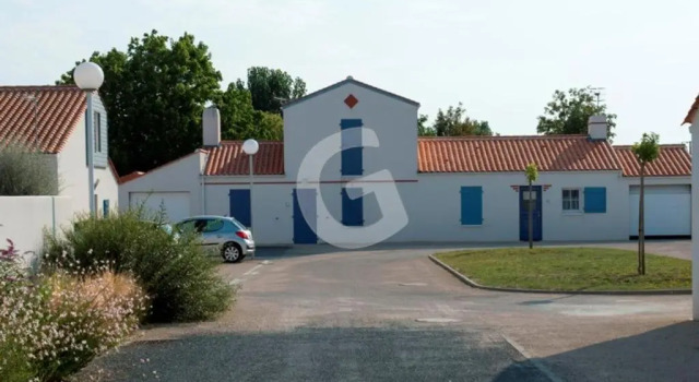 Maison La Tranche-sur-Mer, 3 pièces, 4 personnes - FR-1-357-19, Забронировать Отель Ла-Транш-сюр-Мер Маре-Пуатвен, рядом с Пляж Гриер