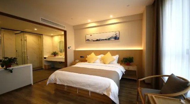 Suite 2 sypialnie Yuemu Hotel