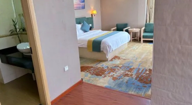 Suite Business Dingyuan Hotel (Dingyuan General Hospital)