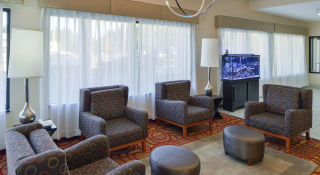 Americas Best Value Inn & Suites Bastrop, Book Hotel Hoteller i Bastrop med parkering, Parkering