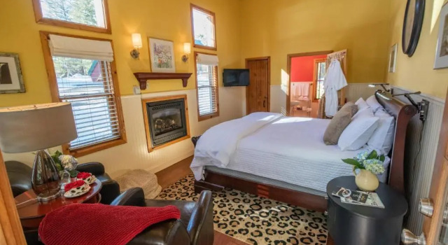 Люкс Deluxe Elliott House Boutique Inn
