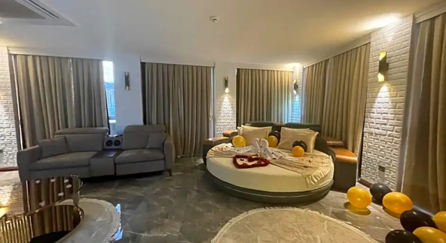 Двухместная студия Le Luxe Suites Hotel