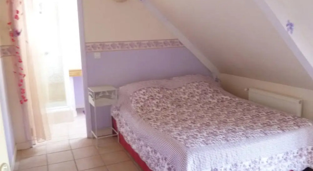 Chambres Les Champs de Roz, Rezerwuj Hotel  
