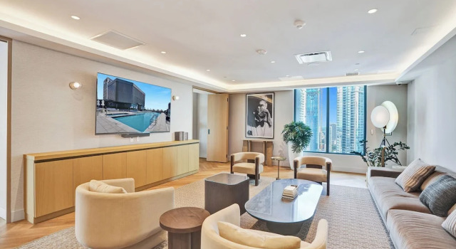 501 First Residences, Book Lejlighed Hoteller i Miami Beach med pool, Swimmingpool