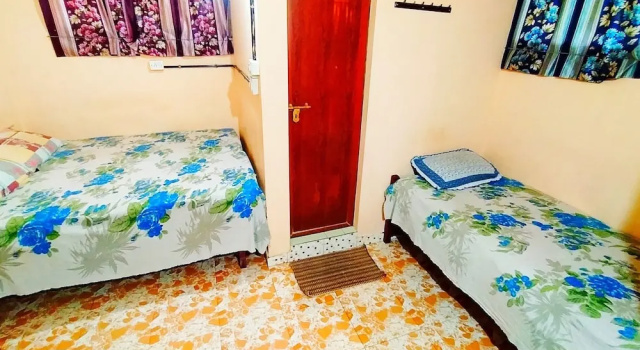 Трёхместный номер Economy Pleasant Inn