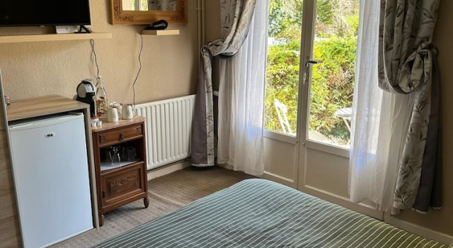 Номер Comfort с видом на сад La Bonne Auberge