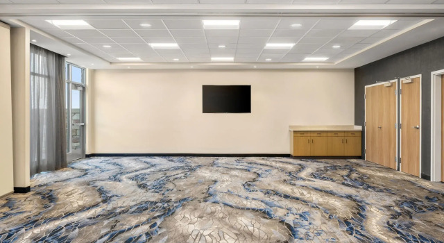 Fairfield Inn & Suites by Marriott Baraboo, Book Hotel Hoteller i Merrimac med parkering, Parkering