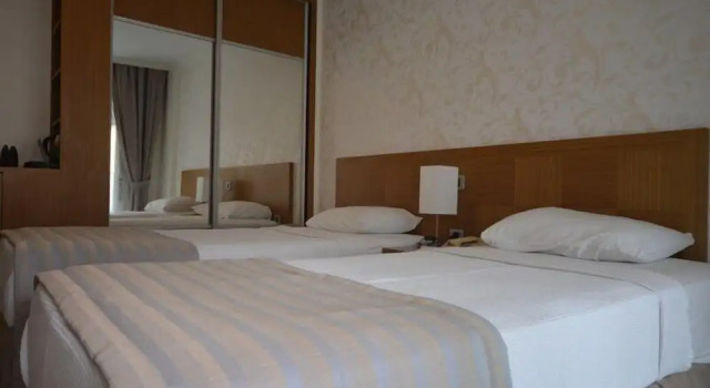 Номер Standard с балконом Hotel Devamlı