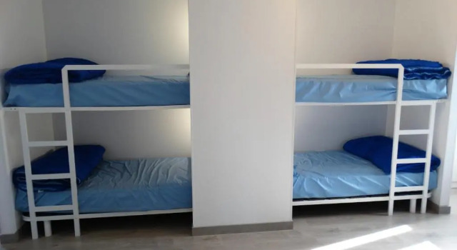 Кровать в общем номере Albergue Da Costa