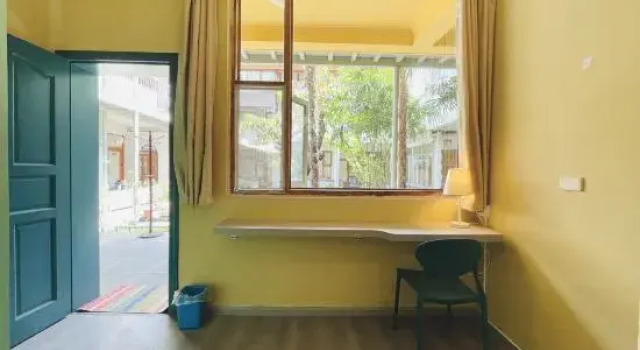 Кровать в общем номере (мужской номер) Dali Kingdom International Youth Hostel