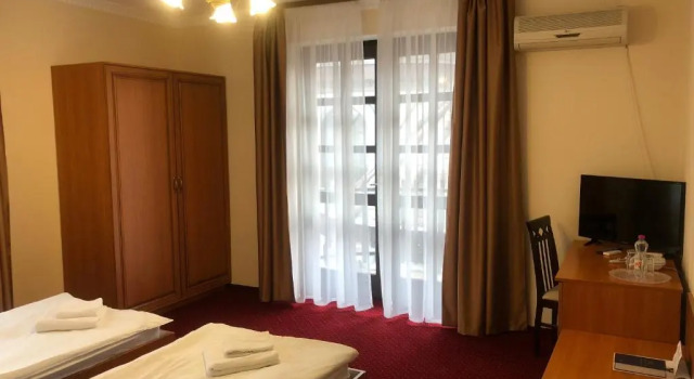 Двухместный номер Standard с балконом Karikas Hotel