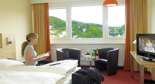 Номер Comfort Opal Hotel