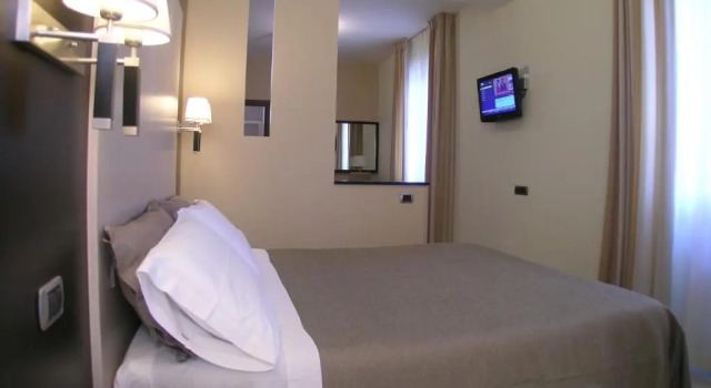 Четырёхместный номер Standard с балконом Albergo La Marina B&B