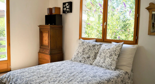 Tranquil Holiday Home in Auriac with Outdoor Swimming Pool, Rezervați Hotel Auriac Limousin