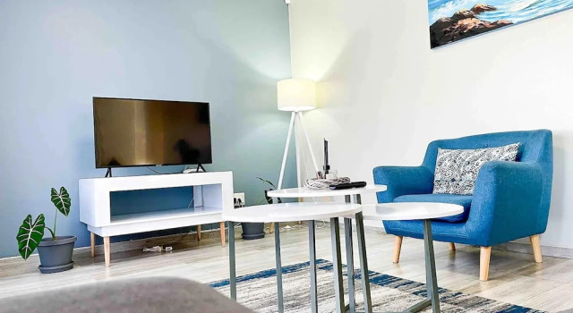 Chic Modern House on Neasden - 2085