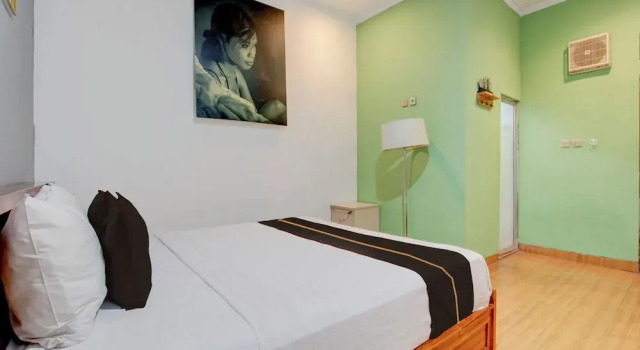 OYO 94851 Watulumpang 1 Guest House, Boek Pension Gastenverblijven in Yogjakarta, Pension