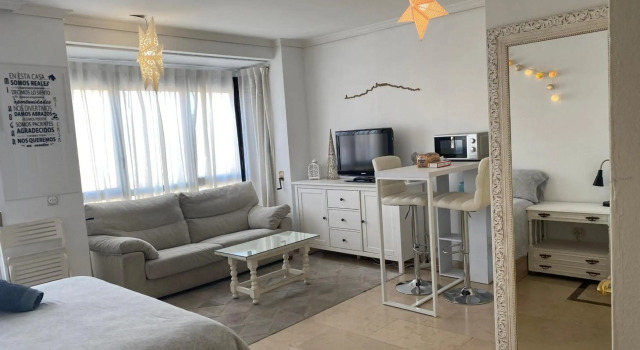Precioso estudio Conde Orgaz, Đặt Khách sạn Madrid Comunidad de Madrid
