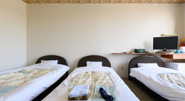 OYO Chunichi Business Hotel Ise-Shima, Boek Hotel Hotels in Tokai met parkeren, Parkeren