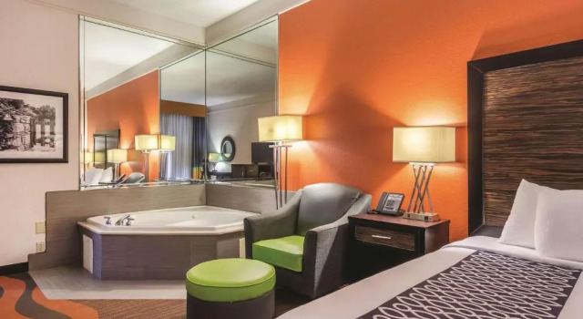 Люкс Deluxe La Quinta by Wyndham Prattville