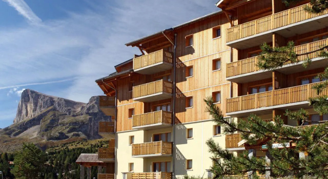 Madame Vacances Les Chalets Super D, Забронировать Шале Виллы Овернь-Рона-Альпы, Вилла
