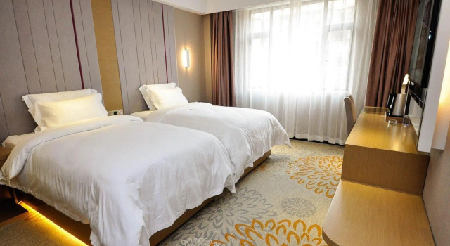 Lavande Hotel Jinan Quancheng Road Baotu Spring Branch, Забронировать Отель Бизнес-отели Шаньдун, 4* 5*