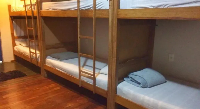 Кровать в общем номере Da Orla Pampulha Hostel
