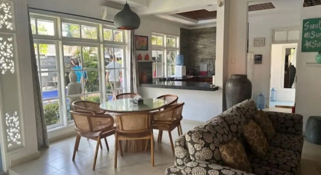 Bayshore Villa Sanur, Rezervovat Vila Chaty v Bali, Chalupa