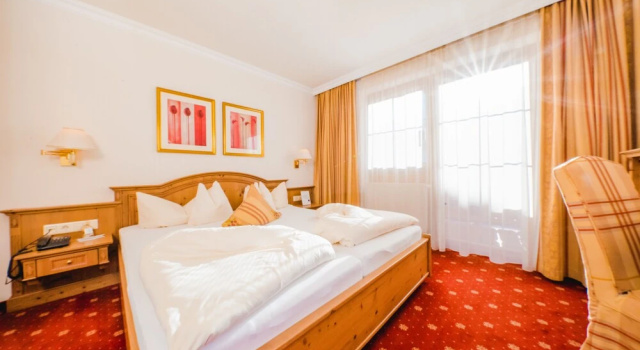 Двухместный номер Standard с балконом Hotel Salzburger Hof Zauchensee