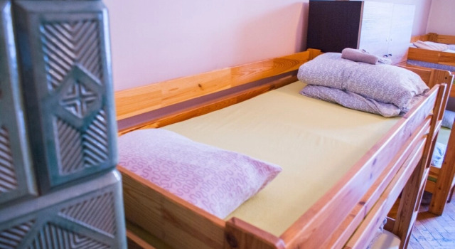 Hostel Smocza Jama, Забронировать Хостел Старый город Краков, рядом с Аттракцион «Аллея потерянных душ»