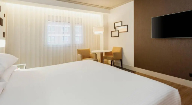 Двухместный номер Premium Madrid Marriott Auditorium Hotel & Conference Center